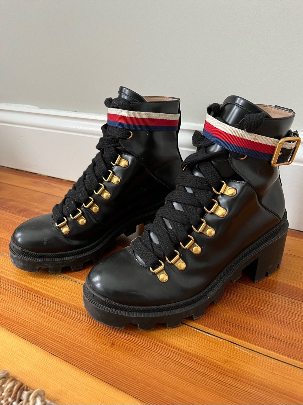 Gucci Black Leather Ankle Boots with Red, White & Blue Strap - Picture 3 of 5